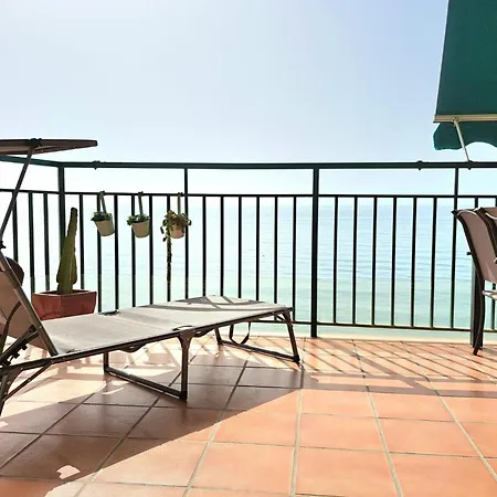Tuhome Sea Side Апартаменты Фуэнхирола